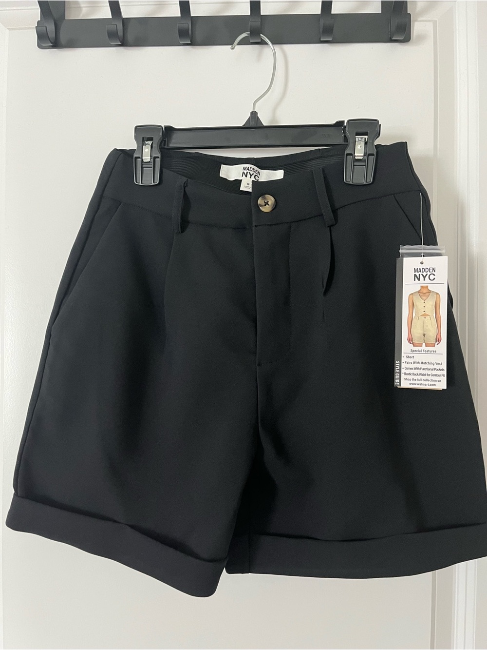 NWT Madden NYC Black Trouser Shorts - small